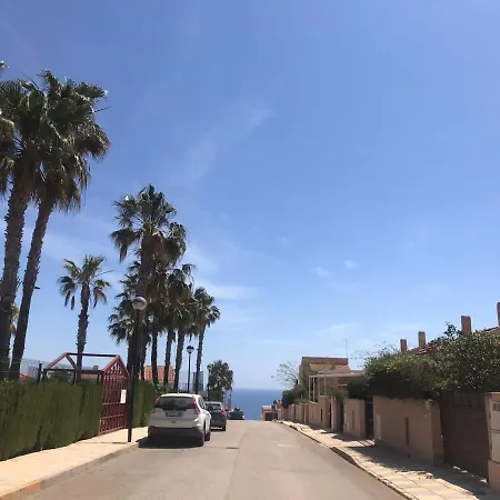 Nice House With Amazing Swimming Pool/ Just 5 Min From Beach *